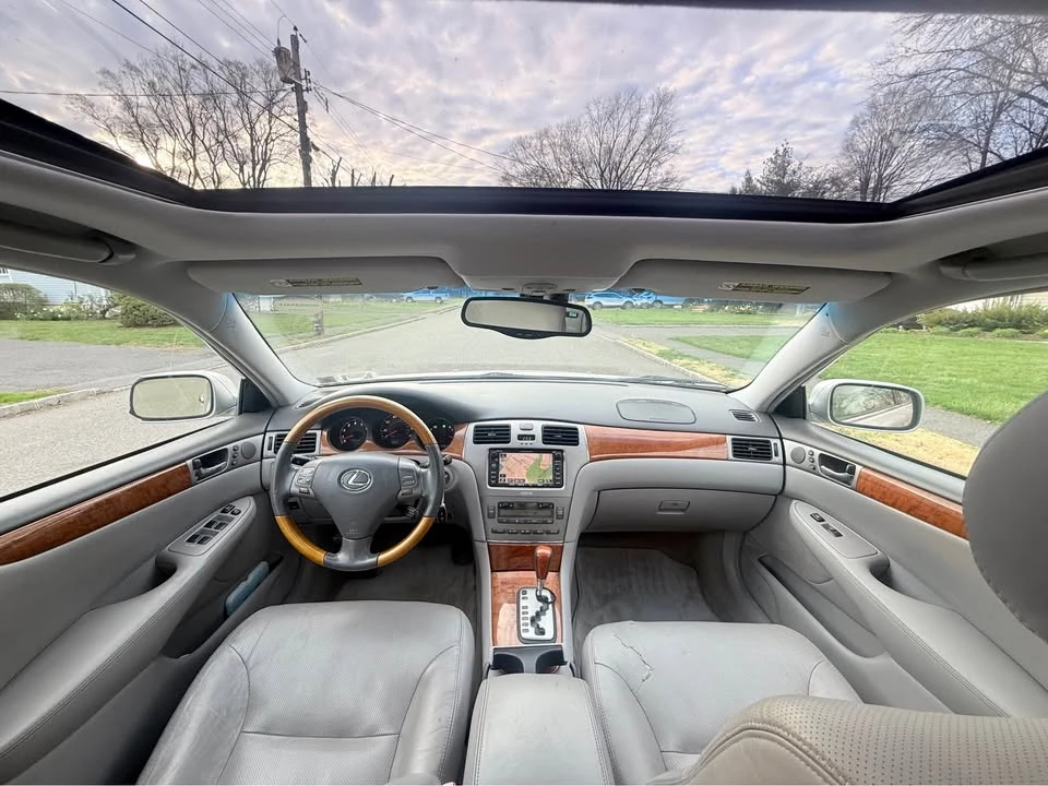 2006 Lexus ES 4th Gen - Image 2 of 20