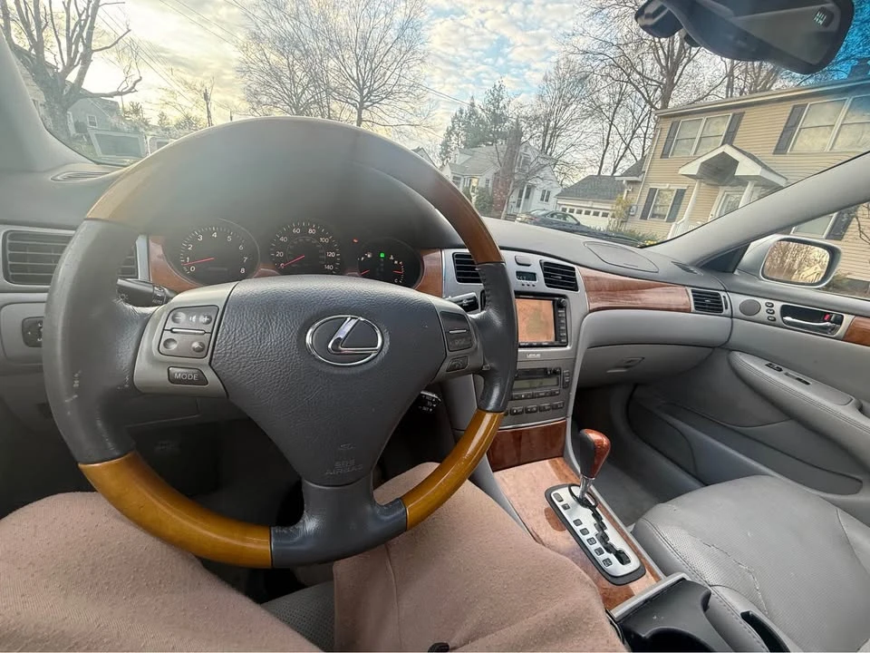 2006 Lexus ES 4th Gen - Image 15 of 20