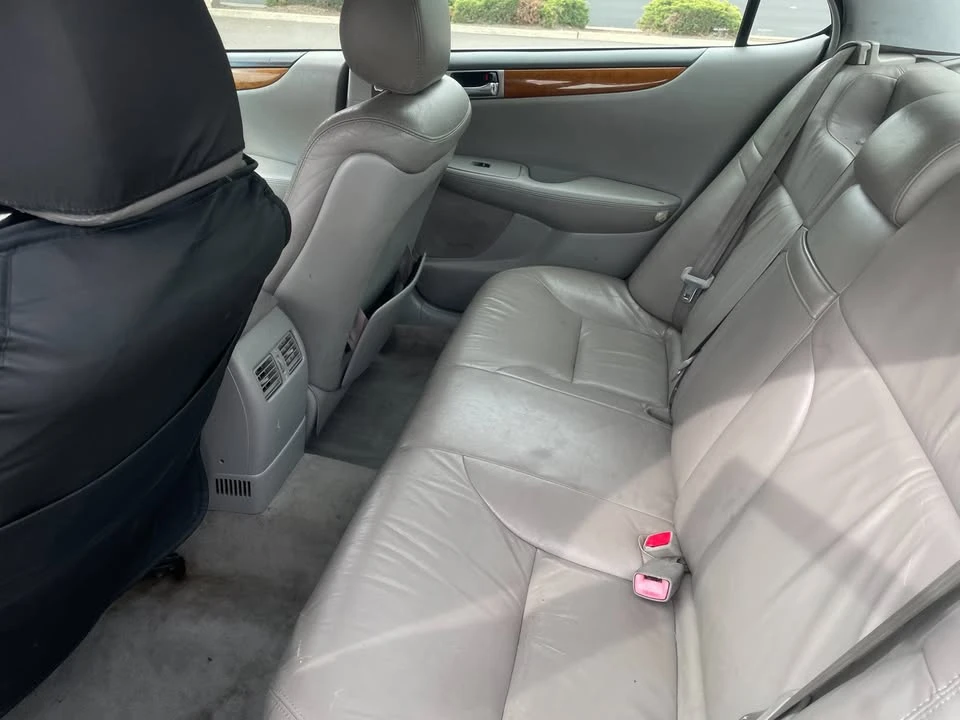 2006 Lexus ES 4th Gen - Image 8 of 12