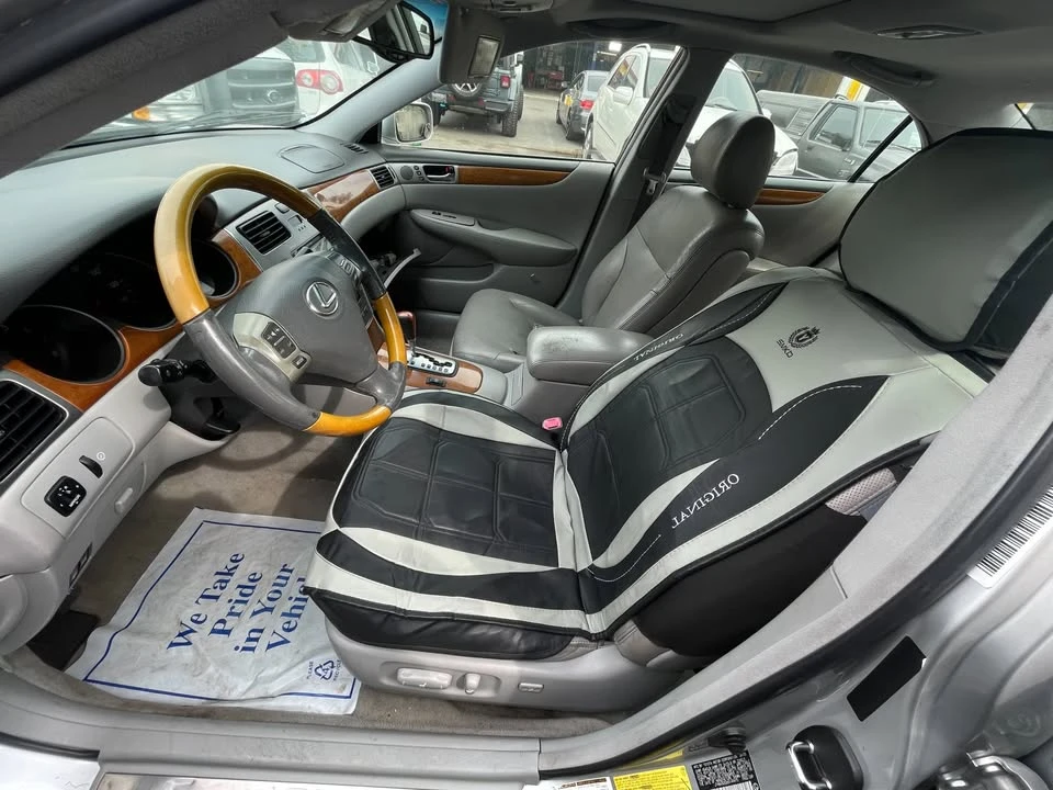 2006 Lexus ES 4th Gen - Image 11 of 12