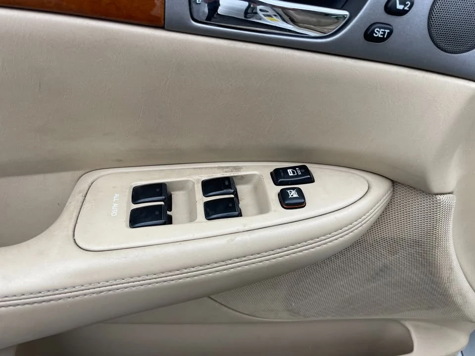 2006 Lexus ES 4th Gen - Image 6 of 13