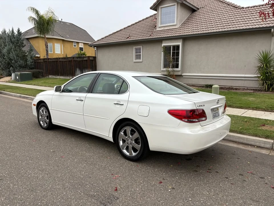 2006 Lexus ES 4th Gen - Image 3 of 17