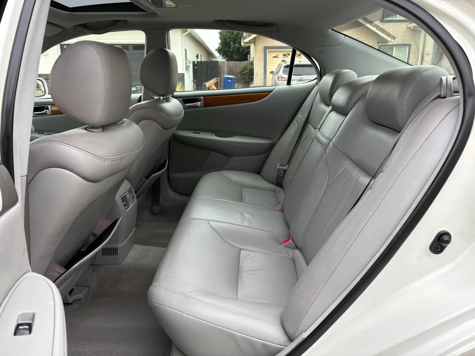 2006 Lexus ES 4th Gen - Image 8 of 17