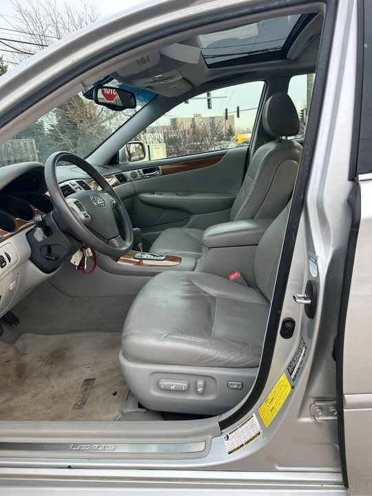 2006 Lexus ES 4th Gen - Image 14 of 20