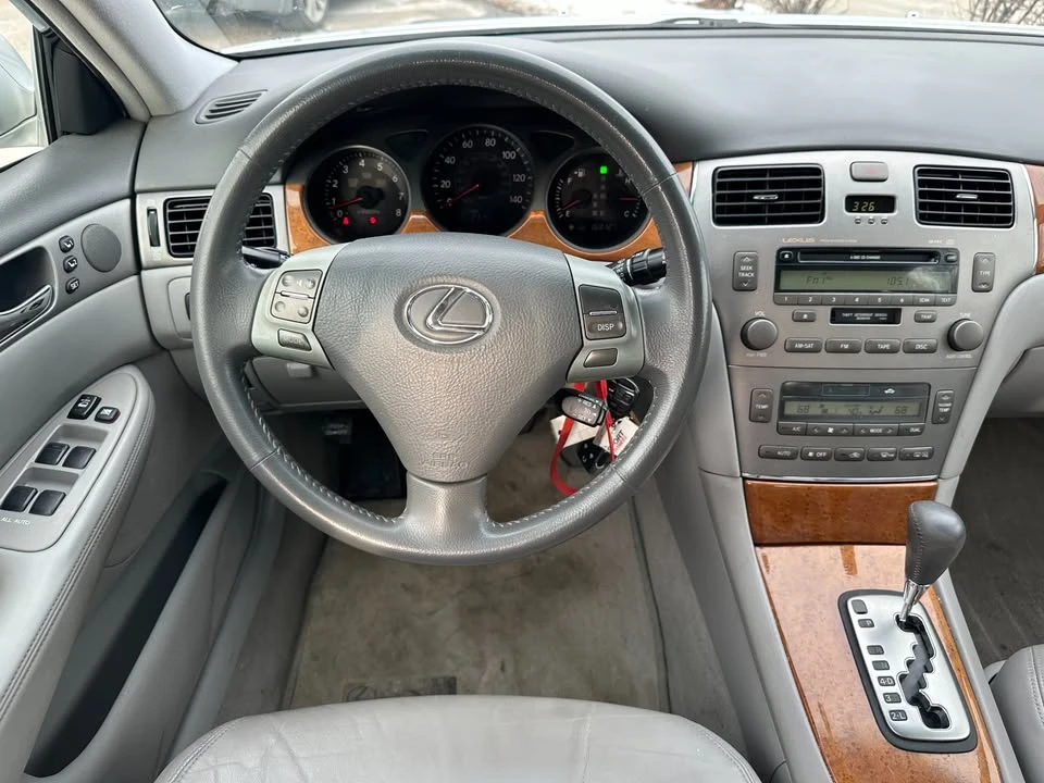 2006 Lexus ES 4th Gen - Image 15 of 20