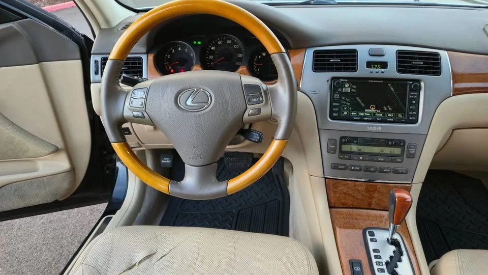 2006 Lexus ES 4th Gen - Image 8 of 20