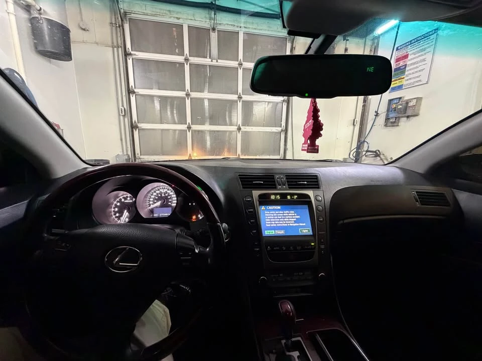 2006 Lexus GS 3rd Gen - Image 11 of 17