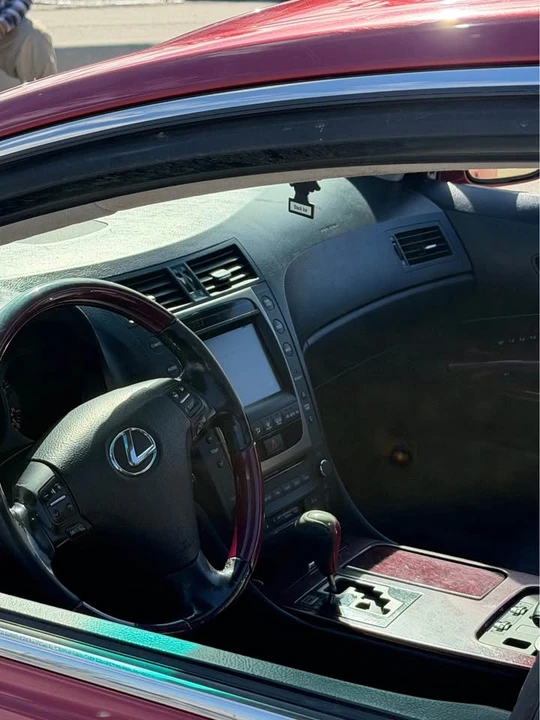 2006 Lexus GS 3rd Gen - Image 12 of 18