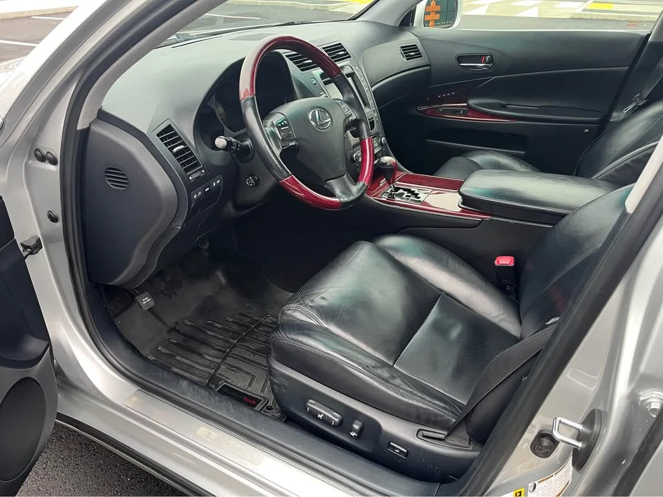 2006 Lexus GS 3rd Gen - Image 2 of 15