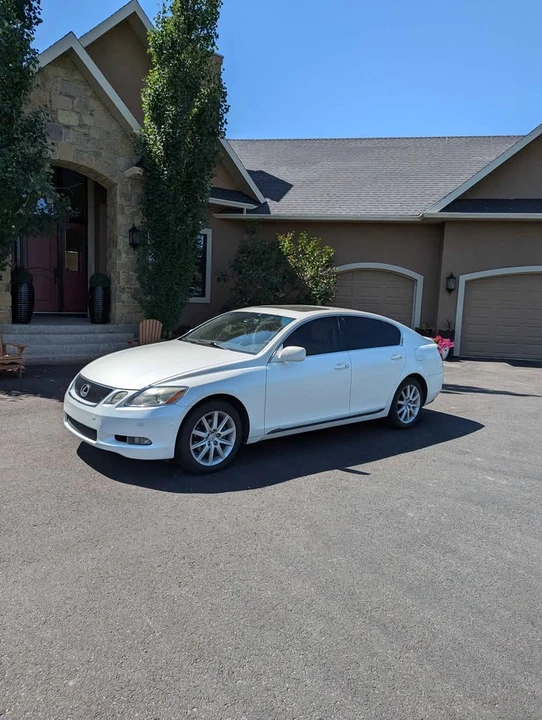 2006 Lexus GS 3rd Gen - Image 2 of 9