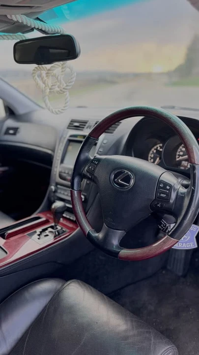 2006 Lexus GS 3rd Gen - Image 6 of 8