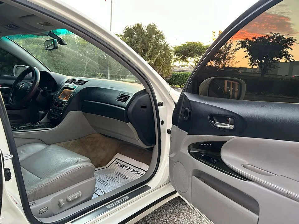 2006 Lexus GS 3rd Gen - Image 11 of 13