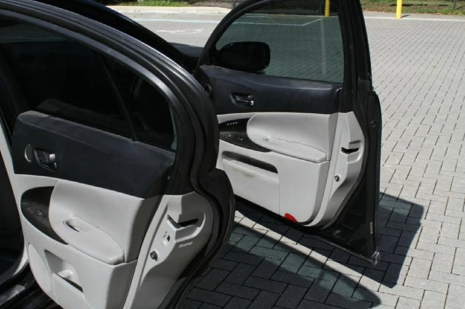 2006 Lexus GS 3rd Gen - Image 10 of 13