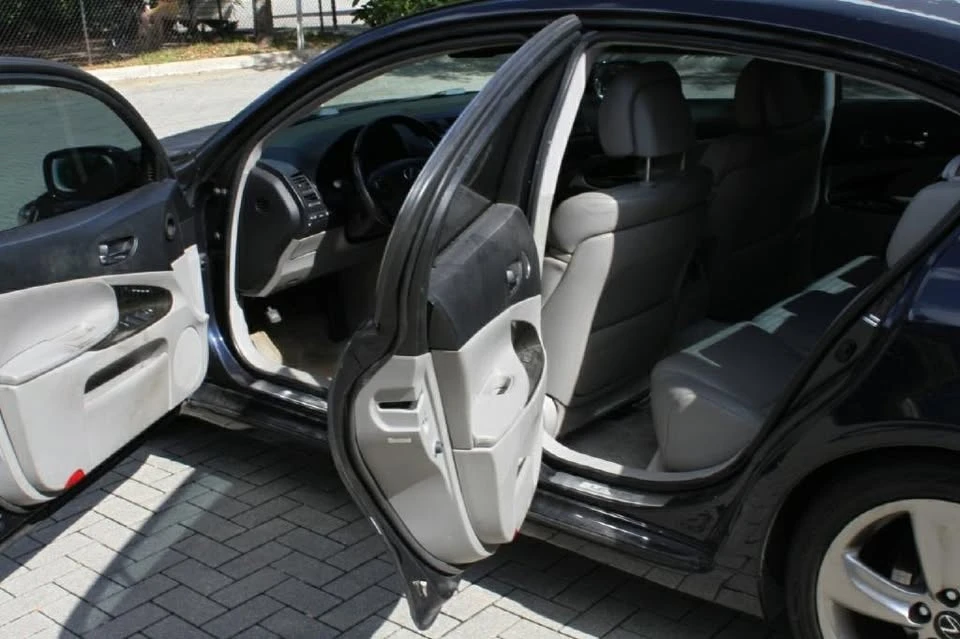 2006 Lexus GS 3rd Gen - Image 8 of 13