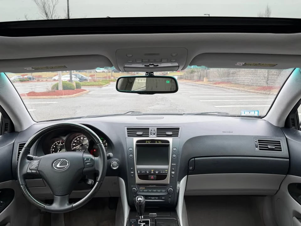 2006 Lexus GS 3rd Gen - Image 16 of 20
