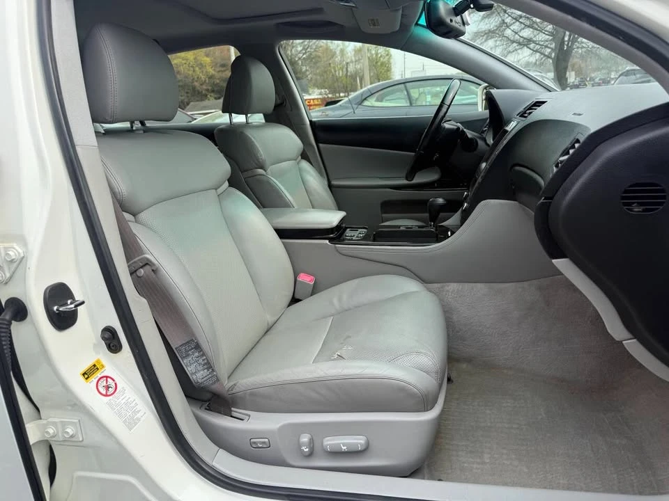 2006 Lexus GS 3rd Gen - Image 13 of 20
