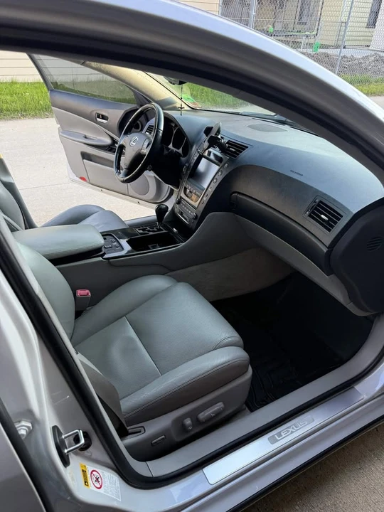 2006 Lexus GS 3rd Gen - Image 9 of 15
