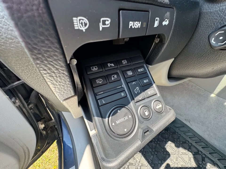 2006 Lexus GS 3rd Gen - Image 9 of 12