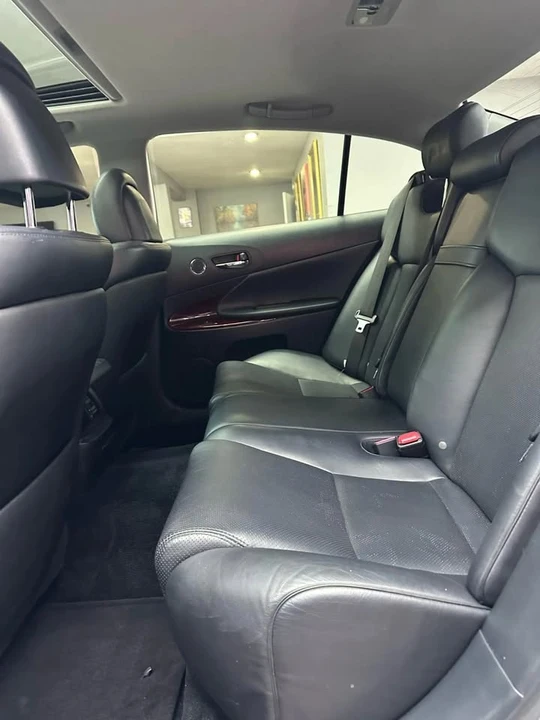 2006 Lexus GS 3rd Gen - Image 16 of 20