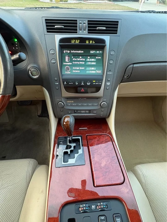 2006 Lexus GS 3rd Gen - Image 19 of 20