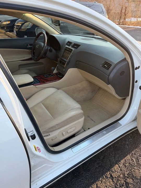 2006 Lexus GS 3rd Gen - Image 8 of 10