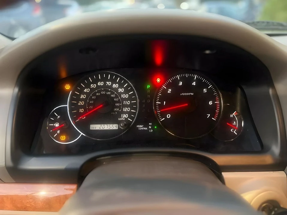 2006 Lexus GX 1st Gen - Image 16 of 20