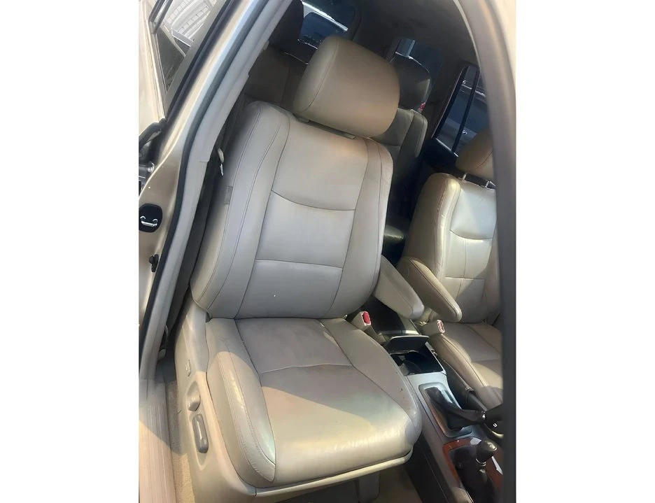 2006 Lexus GX 1st Gen - Image 13 of 20