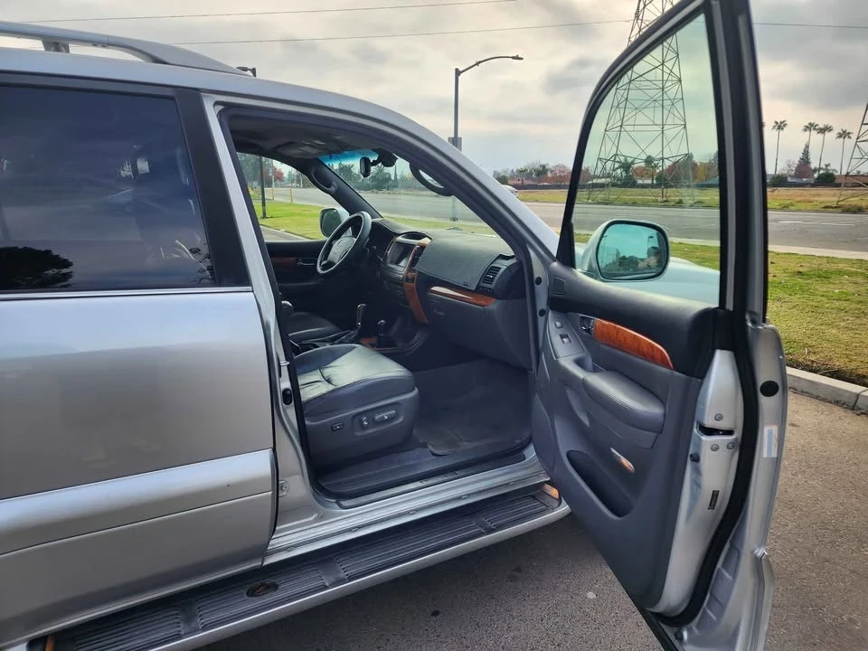 2006 Lexus GX 1st Gen - Image 15 of 17