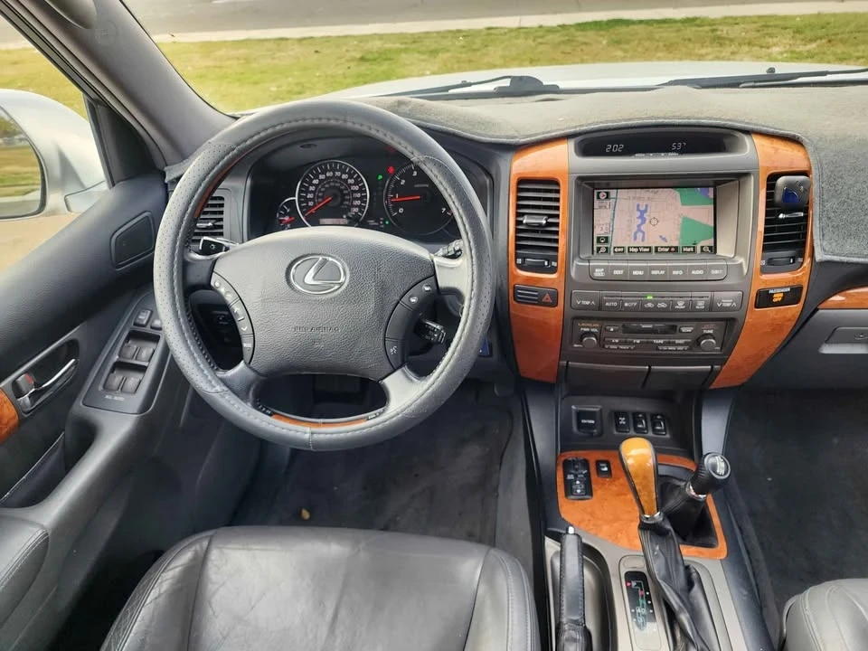 2006 Lexus GX 1st Gen - Image 4 of 17