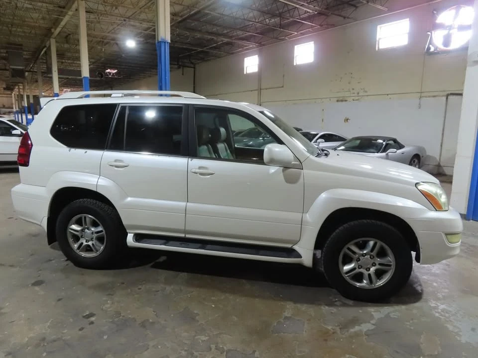 2006 Lexus GX 1st Gen - Image 4 of 20