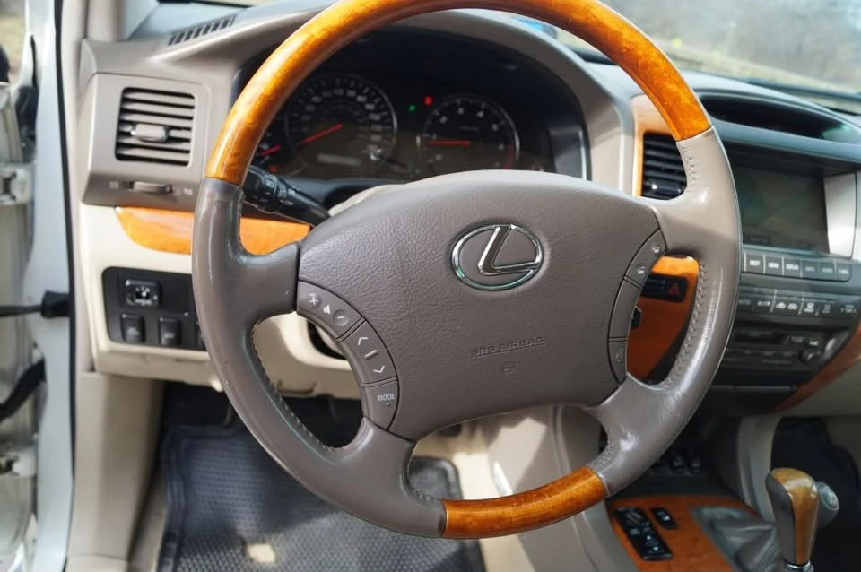2006 Lexus GX 1st Gen - Image 19 of 20