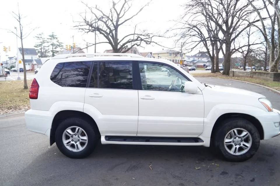 2006 Lexus GX 1st Gen - Image 12 of 20