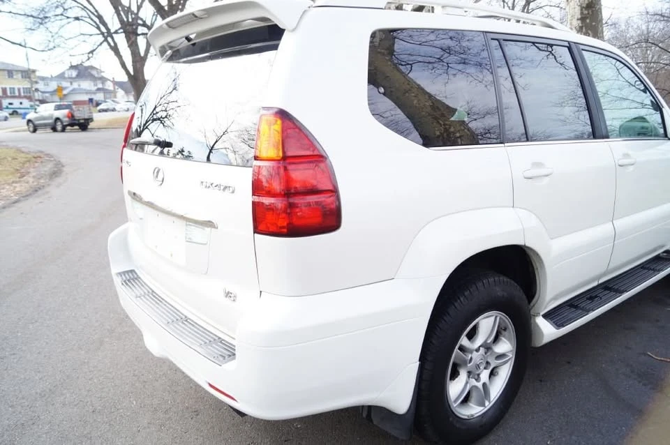 2006 Lexus GX 1st Gen - Image 10 of 20