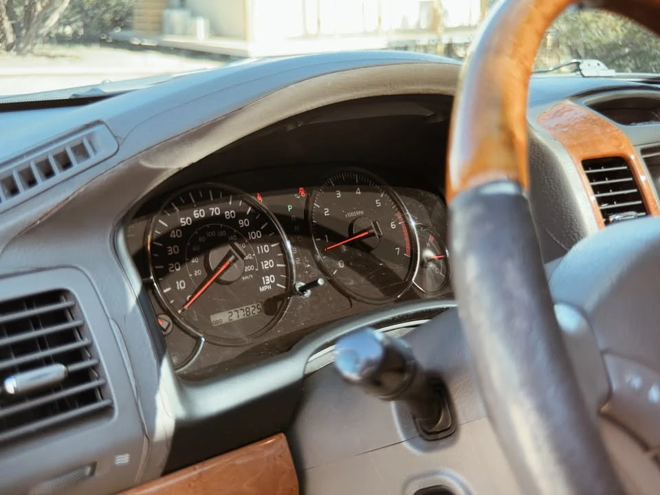 2006 Lexus GX 1st Gen - Image 3 of 18