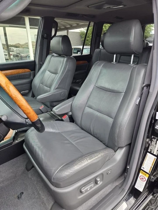 2006 Lexus GX 1st Gen - Image 11 of 20