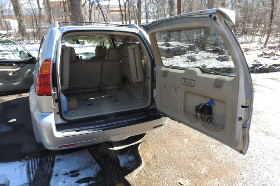 2006 Lexus GX 1st Gen - Image 6 of 6