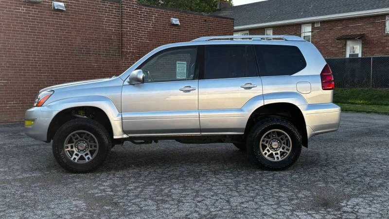2006 Lexus GX 1st Gen - Image 2 of 20