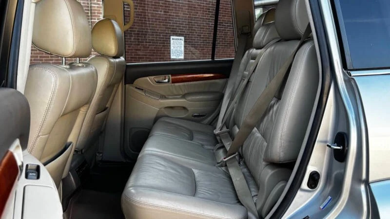 2006 Lexus GX 1st Gen - Image 15 of 20
