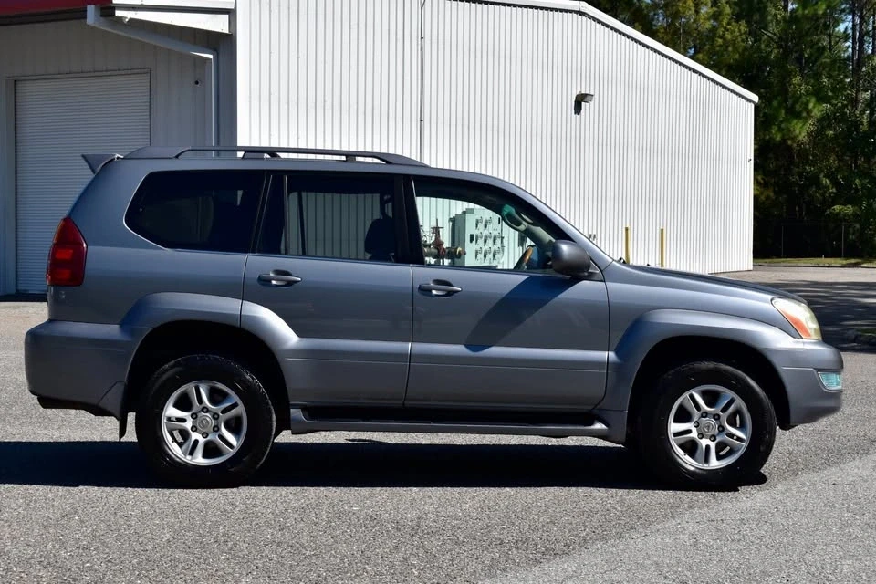 2006 Lexus GX 1st Gen - Image 5 of 20