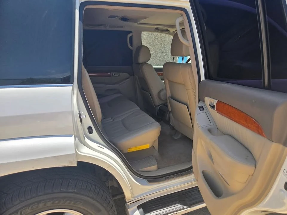 2006 Lexus GX 1st Gen - Image 11 of 19