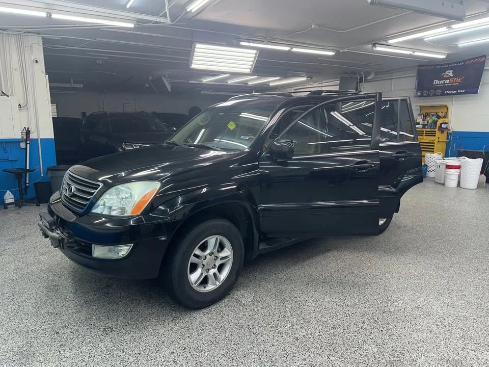 2006 Lexus GX 1st Gen - Image 2 of 12