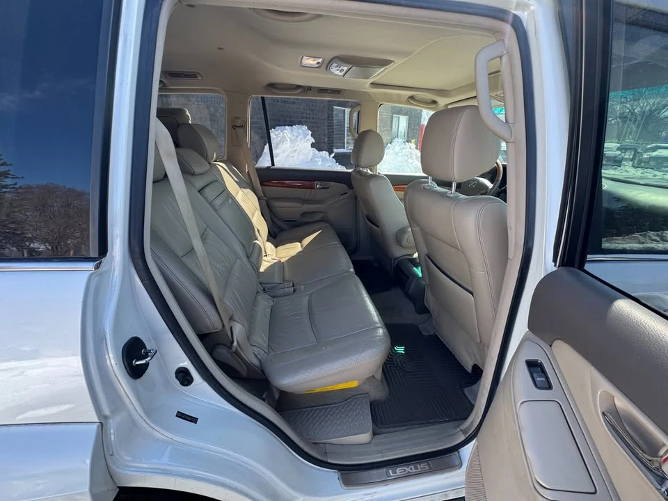 2006 Lexus GX 1st Gen - Image 14 of 17