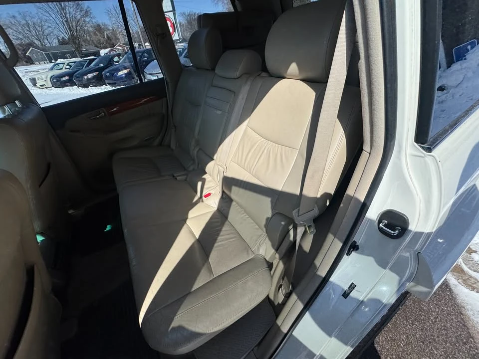 2006 Lexus GX 1st Gen - Image 12 of 17