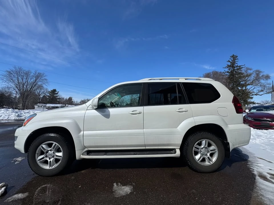 2006 Lexus GX 1st Gen - Image 4 of 17