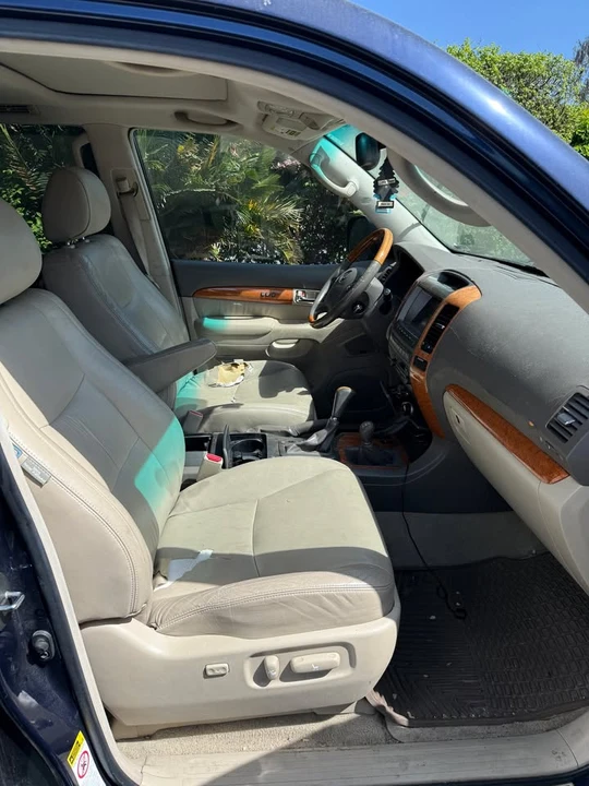 2006 Lexus GX 1st Gen - Image 6 of 20