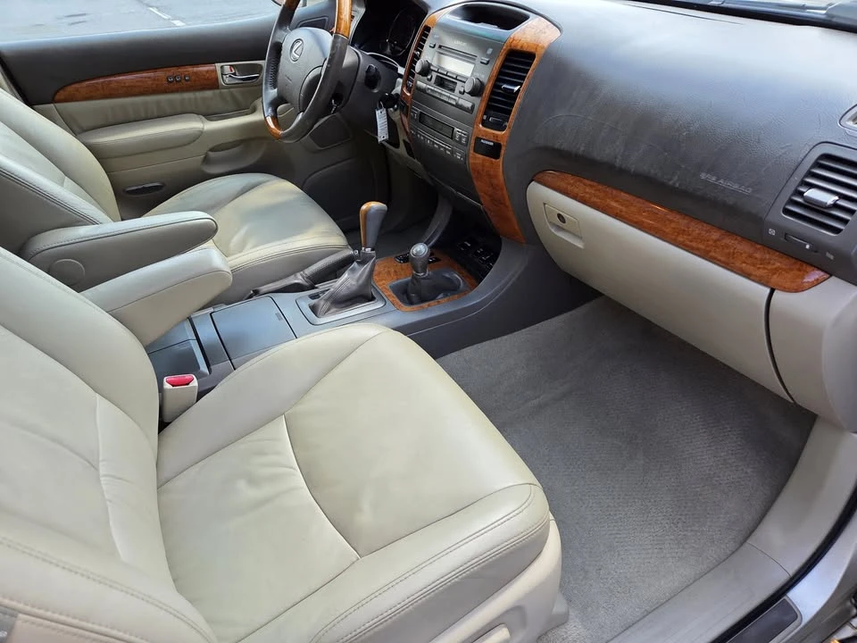 2006 Lexus GX 2nd Gen - Image 12 of 20