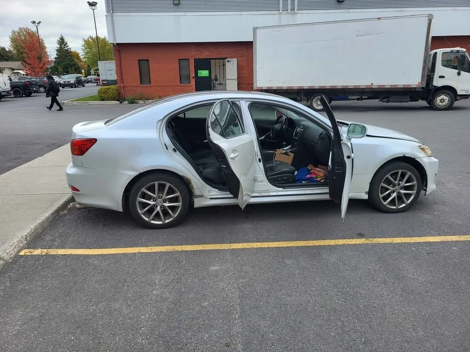 2006 Lexus IS 2nd Gen - Image 4 of 8