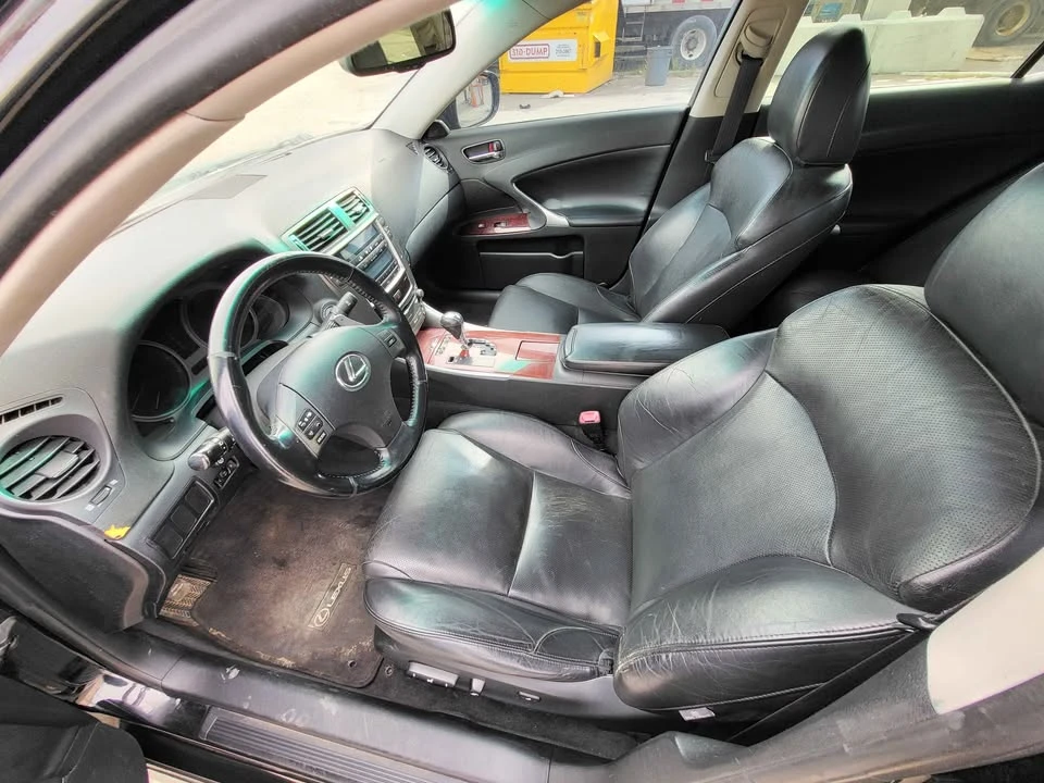 2006 Lexus IS 2nd Gen - Image 5 of 9