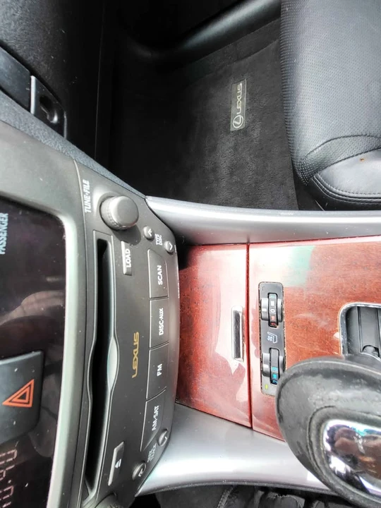 2006 Lexus IS 2nd Gen - Image 9 of 9