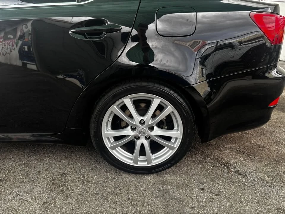 2006 Lexus IS 2nd Gen - Image 8 of 20